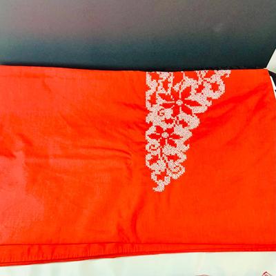 LOT 238: Large Selection of Christmas Linens, Holiday Glasses and Metal Decor