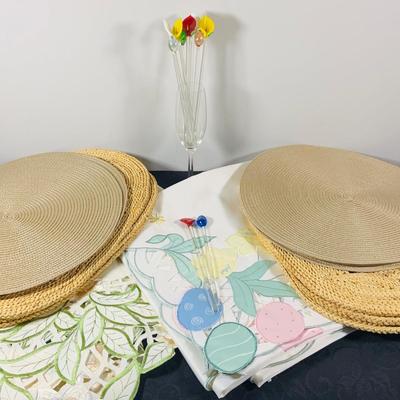 LOT 239: Spring Inspired Collection Forever Including Linen, Placemats sand Glass Drink Stirrer