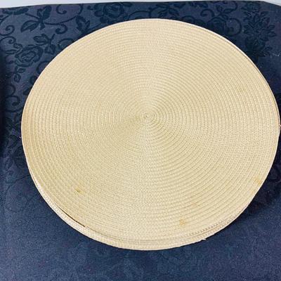 LOT 239: Spring Inspired Collection Forever Including Linen, Placemats sand Glass Drink Stirrer