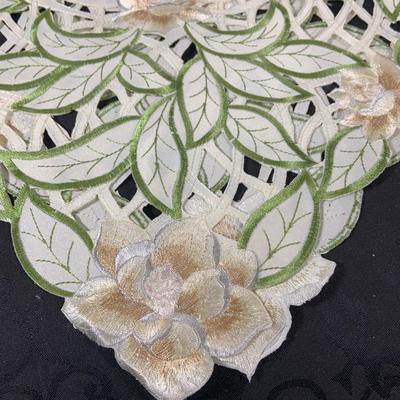 LOT 239: Spring Inspired Collection Forever Including Linen, Placemats sand Glass Drink Stirrer