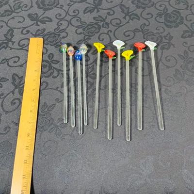 LOT 239: Spring Inspired Collection Forever Including Linen, Placemats sand Glass Drink Stirrer