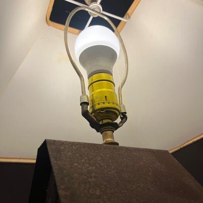 Birdhouse Table Lamp (GB1-MG)
