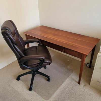 Wooden Desk, Computer Chair, and Rolling Mat (BR2-EL)