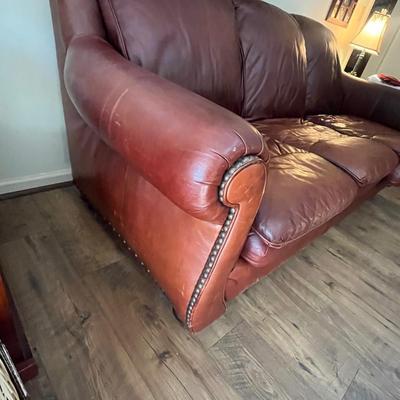 King Hickory Leather Sofa With Nailhead Accents (LR-MG)