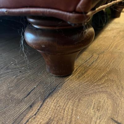 King Hickory Leather Sofa With Nailhead Accents (LR-MG)