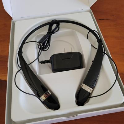 LG TonePro Bluetooth Headset and Stereo Transmitter (BR2-EL)