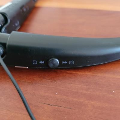 LG TonePro Bluetooth Headset and Stereo Transmitter (BR2-EL)