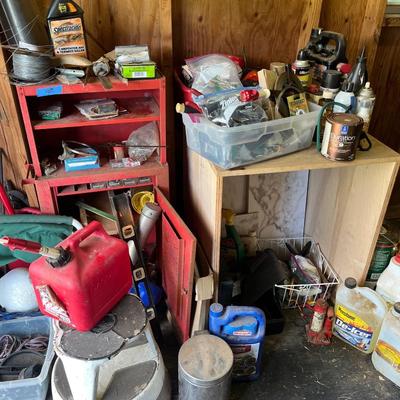 Sale Photo Thumbnail #170: Tools and tool box and more.

** FISHING NETS NOT INCLUDED**