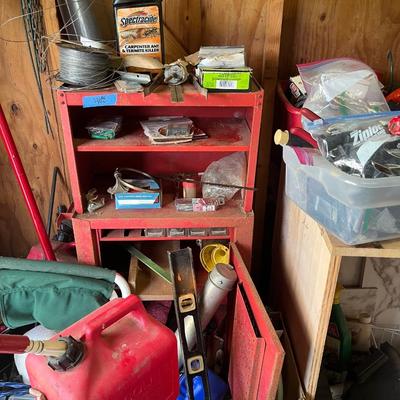 Sale Photo Thumbnail #174: Tools and tool box and more.

** FISHING NETS NOT INCLUDED**