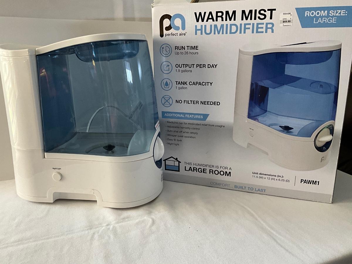 Warm Mist Humidifier | EstateSales.org