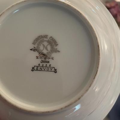 Sale Photo Thumbnail #57: Noritake Envoy China - 62 Pieces 