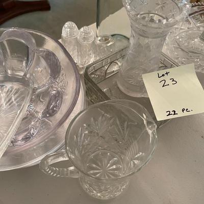 Sale Photo Thumbnail #74: 22 Pieces of Asst. Crystal