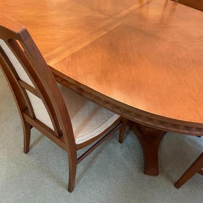 Sale Photo Thumbnail #105: MCM Dining setby Broyhill with 6 chairs, 1 leaf and protective pad