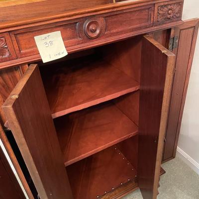 Sale Photo Thumbnail #128: Cabinet with 4 doors with lift up serving area 