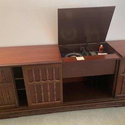 Sale Photo Thumbnail #136: MCM Stero Console (Morse) with storage and accessories