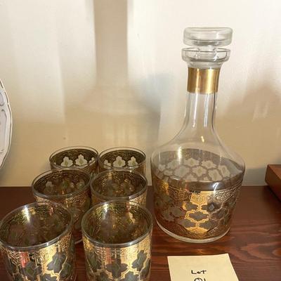Sale Photo Thumbnail #224: Glass with Gold Liquor Decanter with 6 Culver valencia gold/green design glasses 