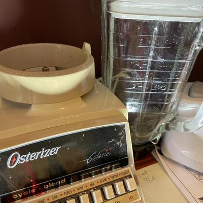 Sale Photo Thumbnail #276: Osterizer Blender with original glass container, proctor sile small chopper -2 pieces 