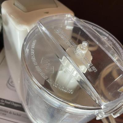 Sale Photo Thumbnail #275: Osterizer Blender with original glass container, proctor sile small chopper -2 pieces 