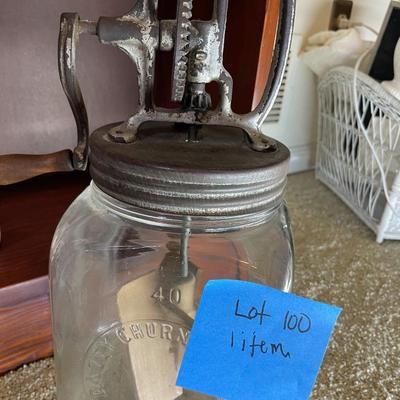 Sale Photo Thumbnail #288: Dazey Tabletop Butter Churn 
