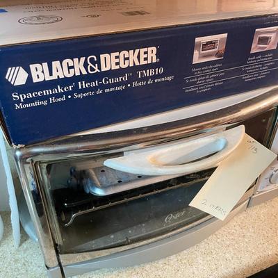 Sale Photo Thumbnail #330: Oster small toasting oven and B&D heat guard mount