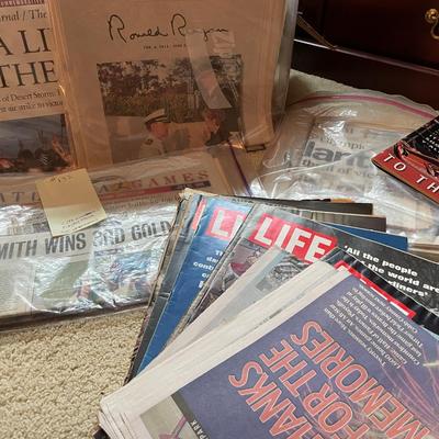 Sale Photo Thumbnail #390: Vintage life magazing & newpapers