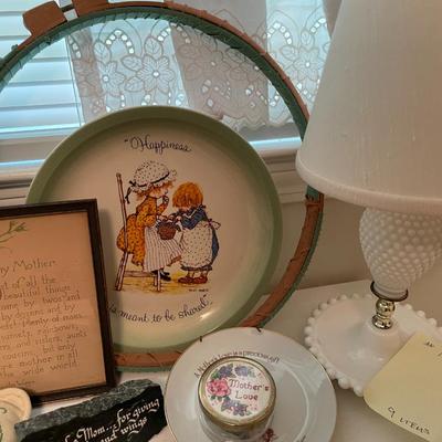 Sale Photo Thumbnail #512: Asst. Mother's gifts, Hobnail lamp plus