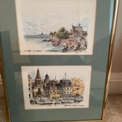 Sale Photo Thumbnail #600: 5 pieces of wall art and matching bathroom items 