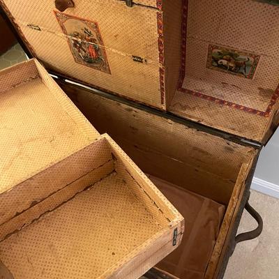 Sale Photo Thumbnail #617: Flat Wood chest with metal top