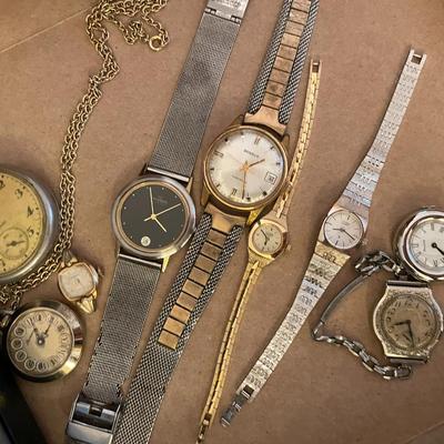 Sale Photo Thumbnail #627: 1 Tray of 12 watches - wrist, pocket and necklace watches 