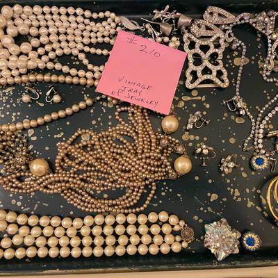 Sale Photo Thumbnail #639: Asst. Vintage jewlery including pears and crystals 