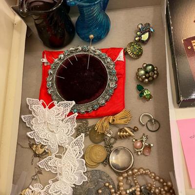Sale Photo Thumbnail #658: Broken & Odd jewelry plus 1 mirror, sewing kit, vases, etc.