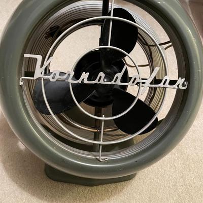 Sale Photo Thumbnail #663: Vornado Vintage fan - 3 speeds - works
