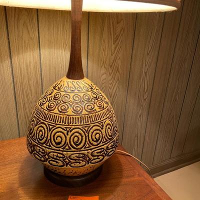 Sale Photo Thumbnail #701: MCM Lamp with large shade 