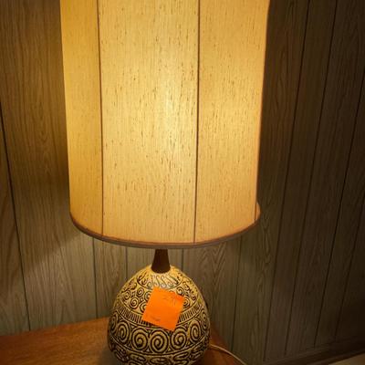 Sale Photo Thumbnail #700: MCM Lamp with large shade 