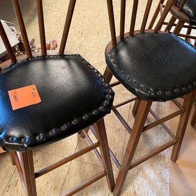 Sale Photo Thumbnail #735: Lot of 4 Faux Leather Bar Stools - one seat has fading