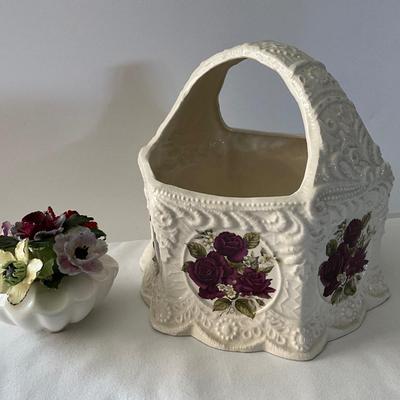 Royal Adderley Made in England flower deco with flowers basket
