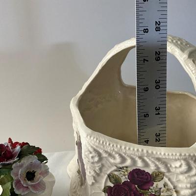 Royal Adderley Made in England flower deco with flowers basket