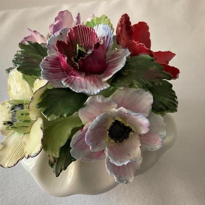 Royal Adderley Made in England flower deco with flowers basket