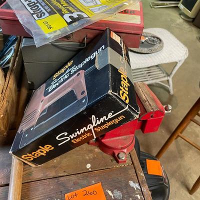 Sale Photo Thumbnail #802: Lot of Misc. Tools #6