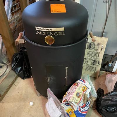 Sale Photo Thumbnail #853: Brinkman Smoke 'N Grill includes cover, charcoal, hickory & apple wood
