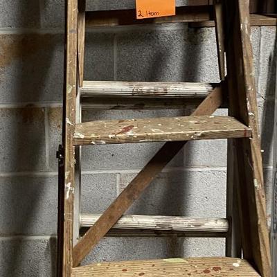Sale Photo Thumbnail #896: Ladder Lot includes metal and wooden ladders