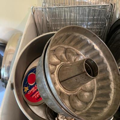 Sale Photo Thumbnail #932: Aluminum Baking pan - 30 pieces 
