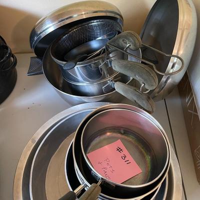 Sale Photo Thumbnail #933: Asst. Pots and Pans - 10 pieces