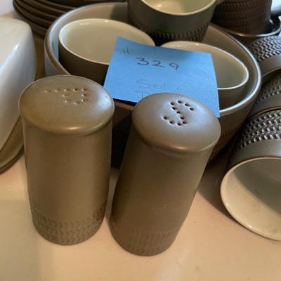 Sale Photo Thumbnail #986: 6 place setting - Brown stoneware 