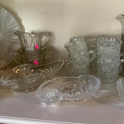 Sale Photo Thumbnail #313: Bowls
Wine glasses
Gravy boat
Pitcher
Etc
