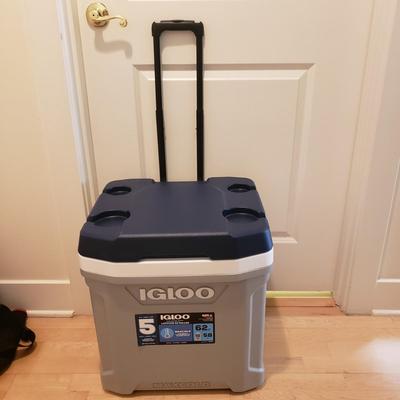 Rolling Igloo Cooler, Lands End Soft Sided Cooler and More (P-KD