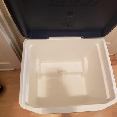 Rolling Igloo Cooler, Lands End Soft Sided Cooler and More (P-KD