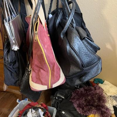 Sale Photo Thumbnail #338: Bags, Purses scarves boots

Rack not included