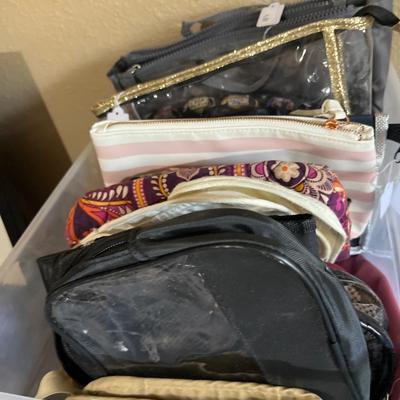 Sale Photo Thumbnail #340: Bags, Purses scarves boots

Rack not included