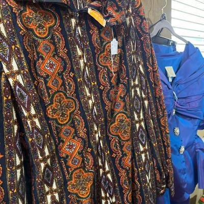 Sale Photo Thumbnail #345: Women’s Clothing